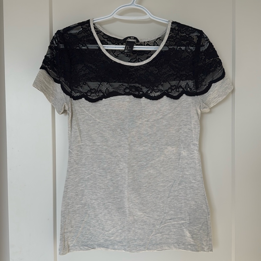 H&M t-shirt with lace